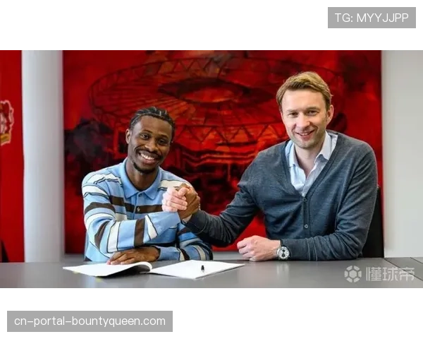 特写:勒沃库森后卫塔与对方前锋冲突,双方各吃一张黄牌 特写:勒沃库森后卫塔与对方前锋冲突,双方各吃一张黄牌